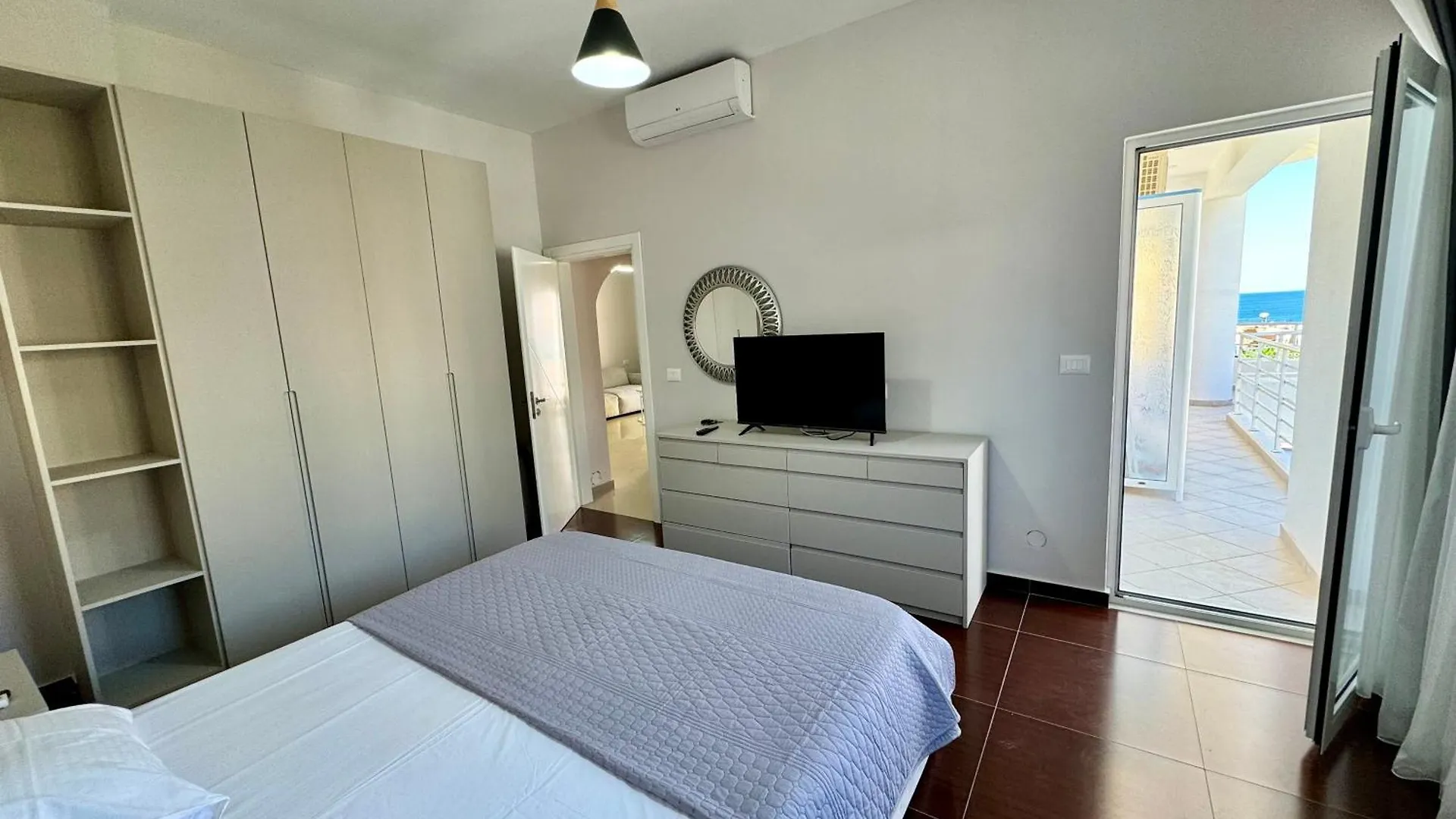 Turquoise Superior Apartment 6 Persons Sarandë アルバニア